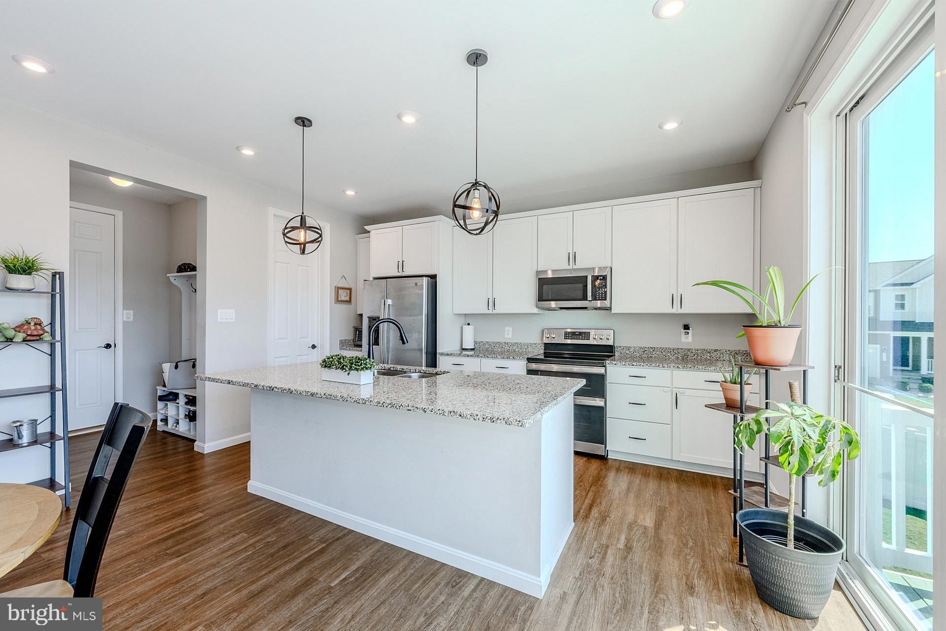 CEDAR SPRING - Residential