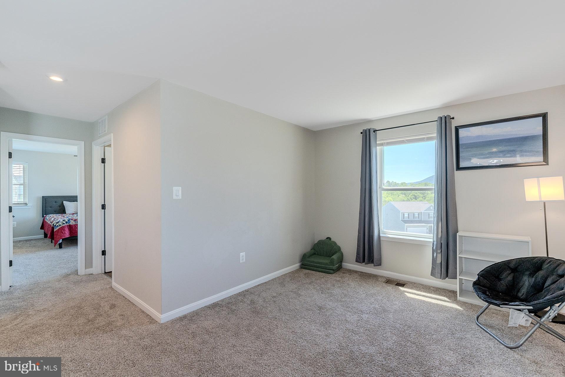 CEDAR SPRING - Residential