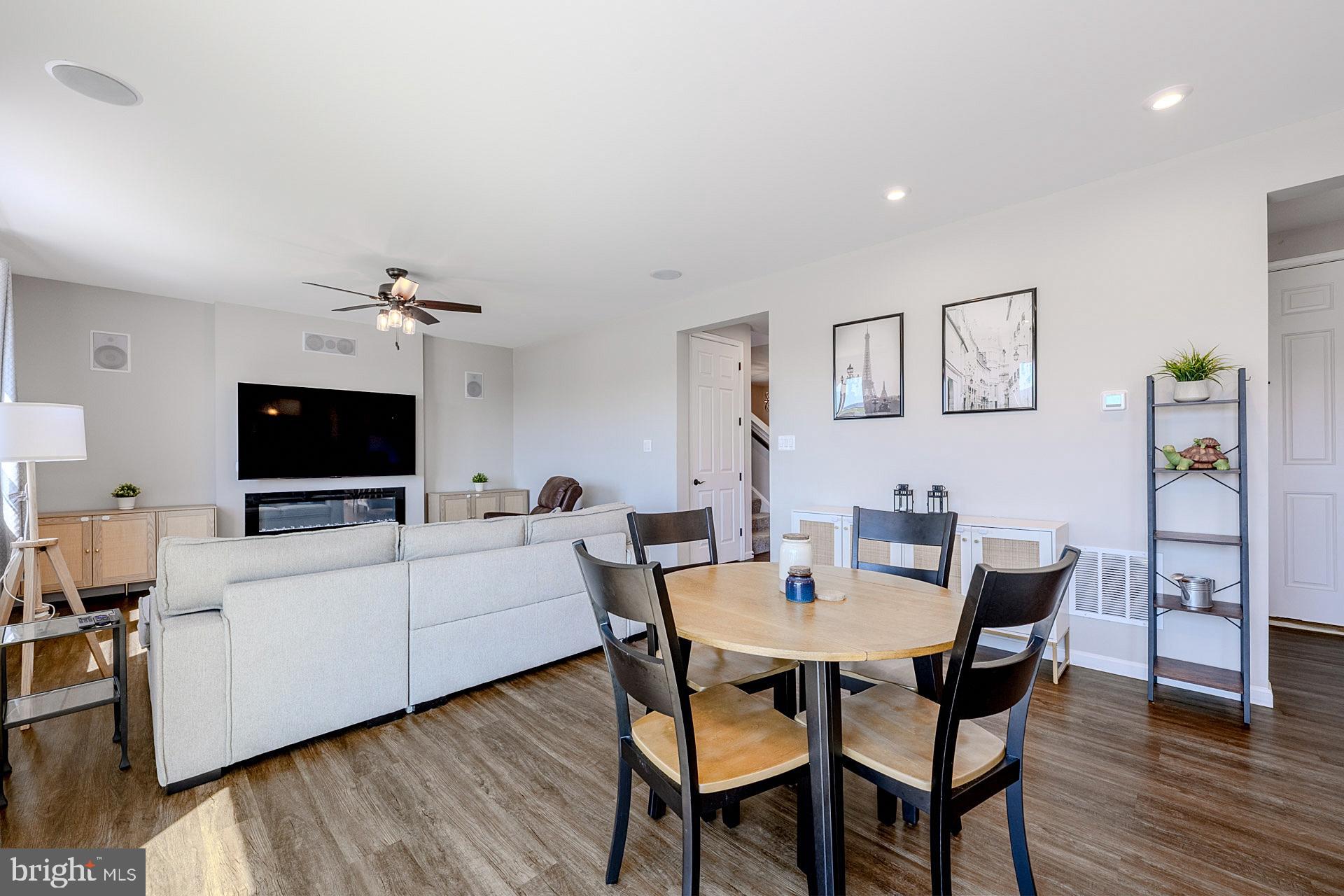 CEDAR SPRING - Residential