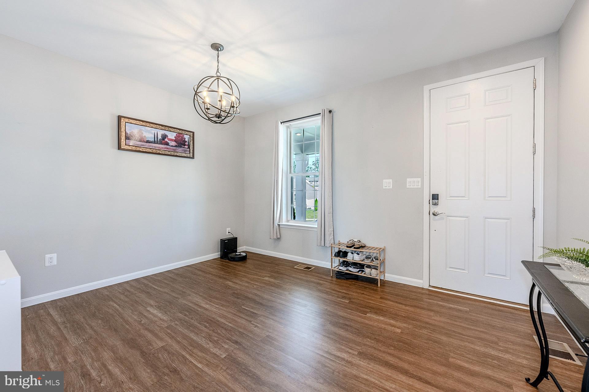 CEDAR SPRING - Residential