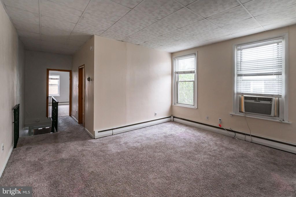 Photo of 1325 W Porter Street #UPPER, PHILADELPHIA, PA 19148 (MLS # PAPH2553772)