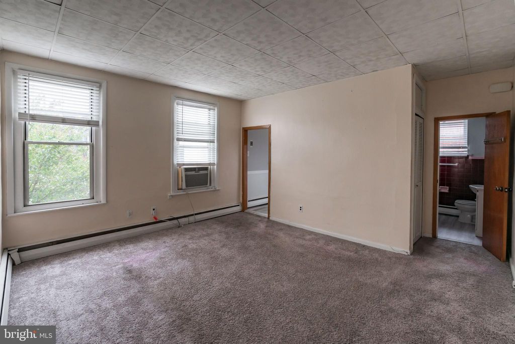 Photo of 1325 W Porter Street #UPPER, PHILADELPHIA, PA 19148 (MLS # PAPH2553772)