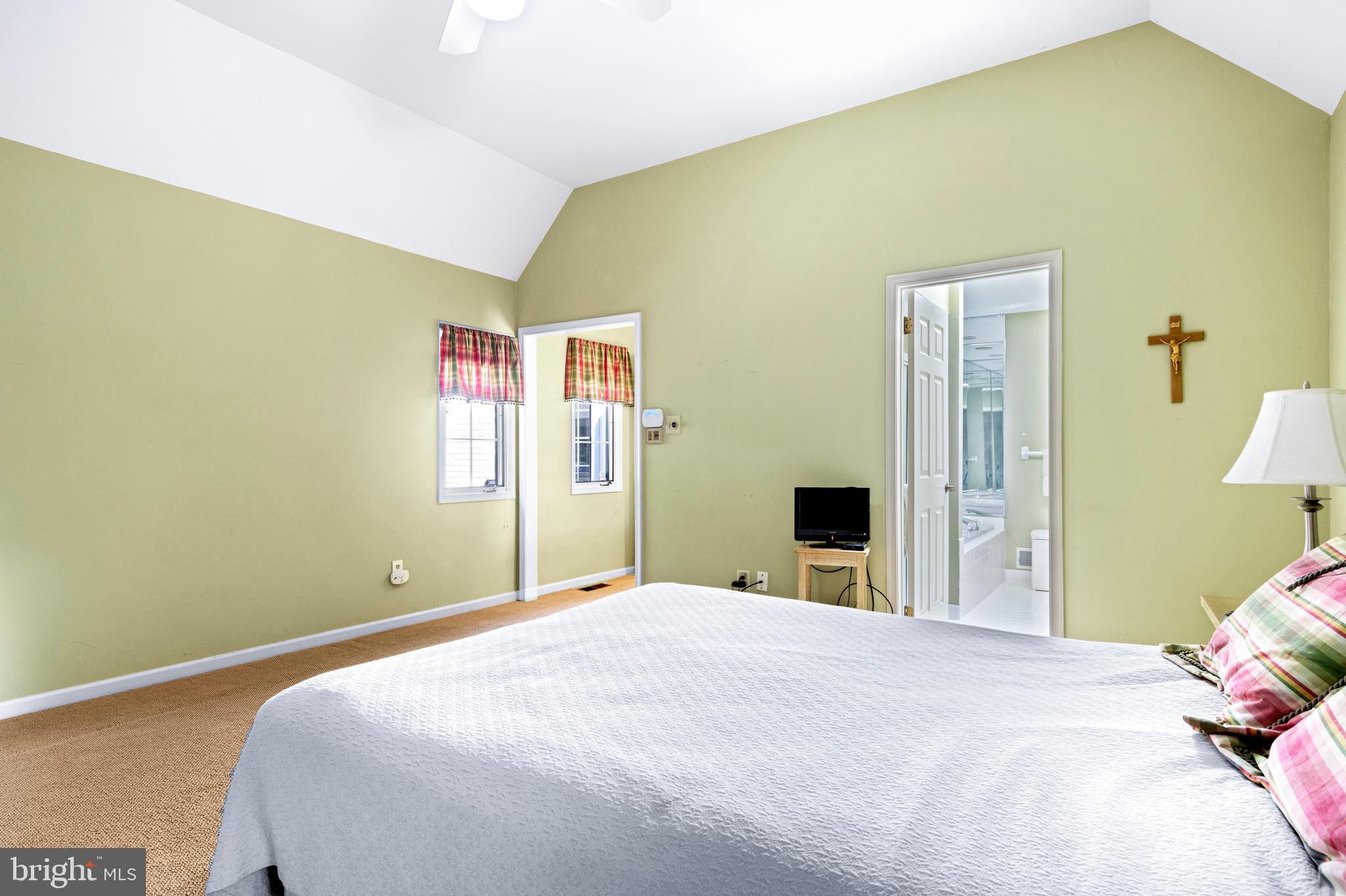 TRIANON - Residential