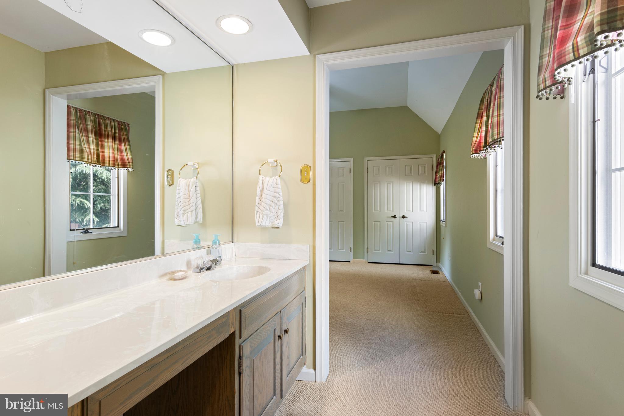 TRIANON - Residential