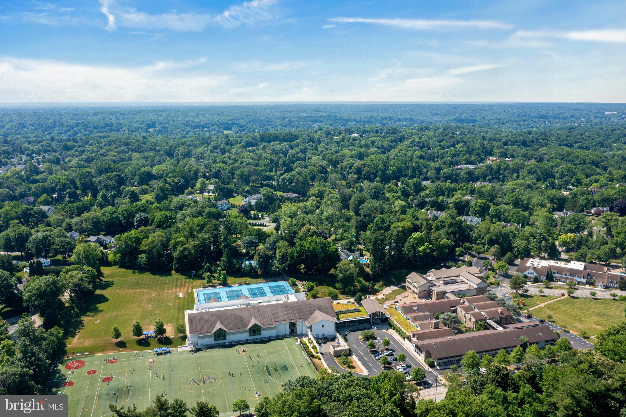 TRIANON - Residential