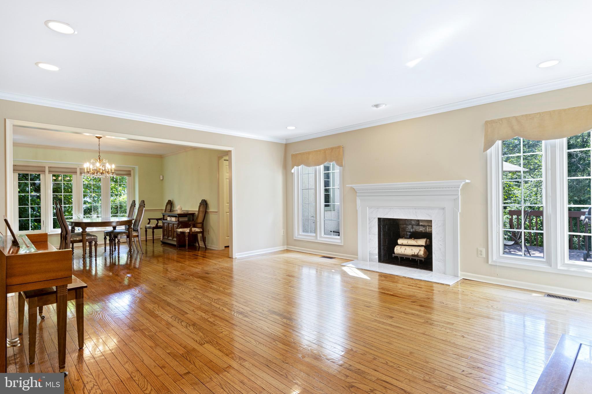 TRIANON - Residential