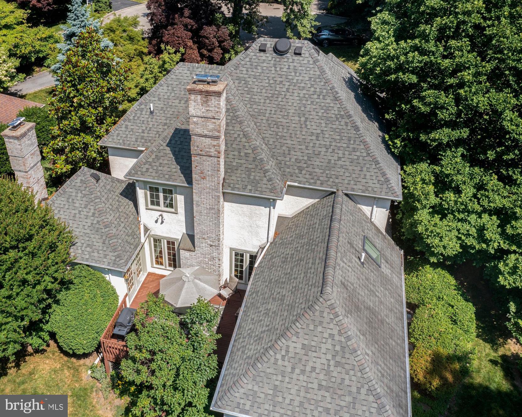 TRIANON - Residential