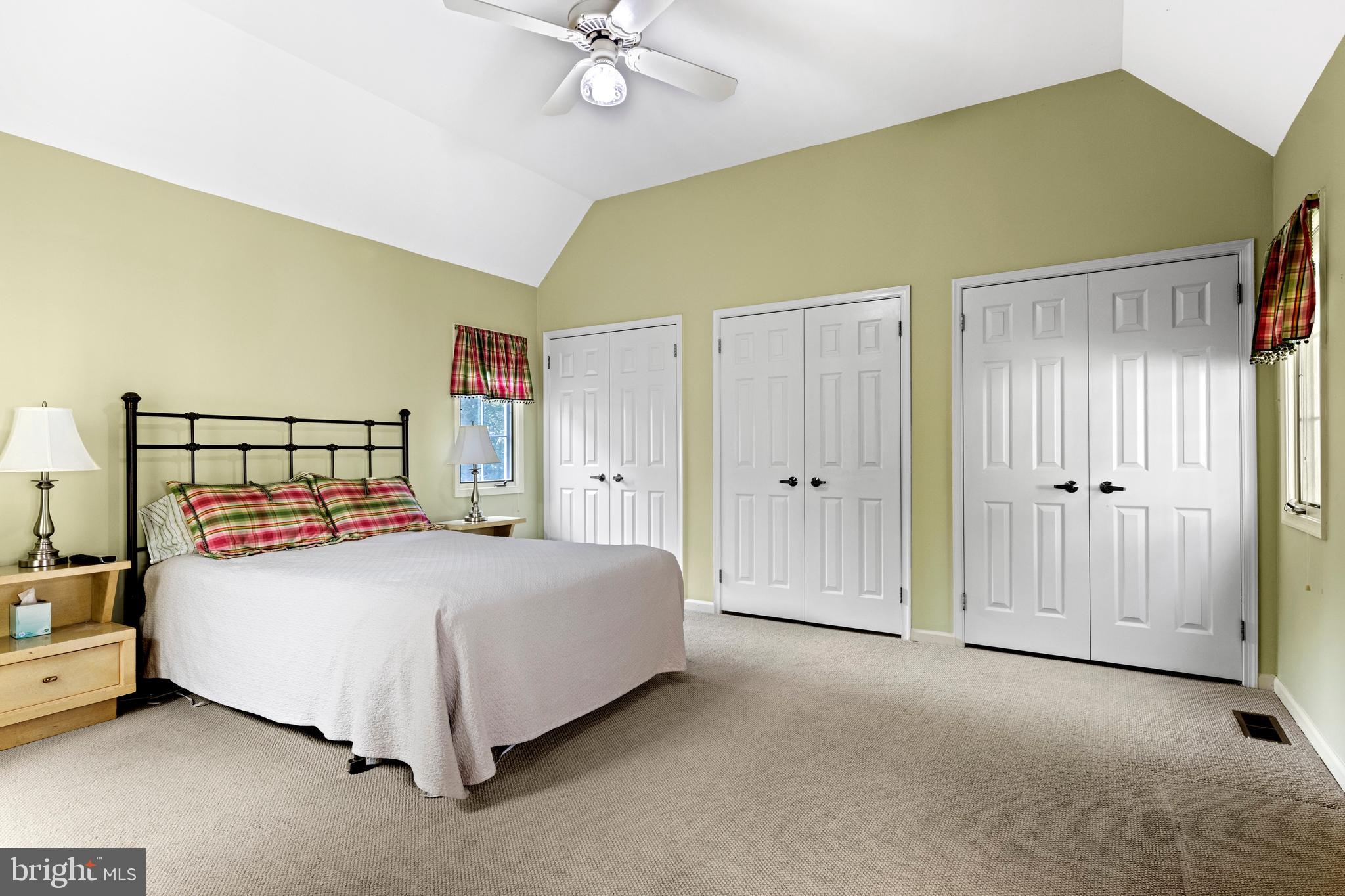 TRIANON - Residential