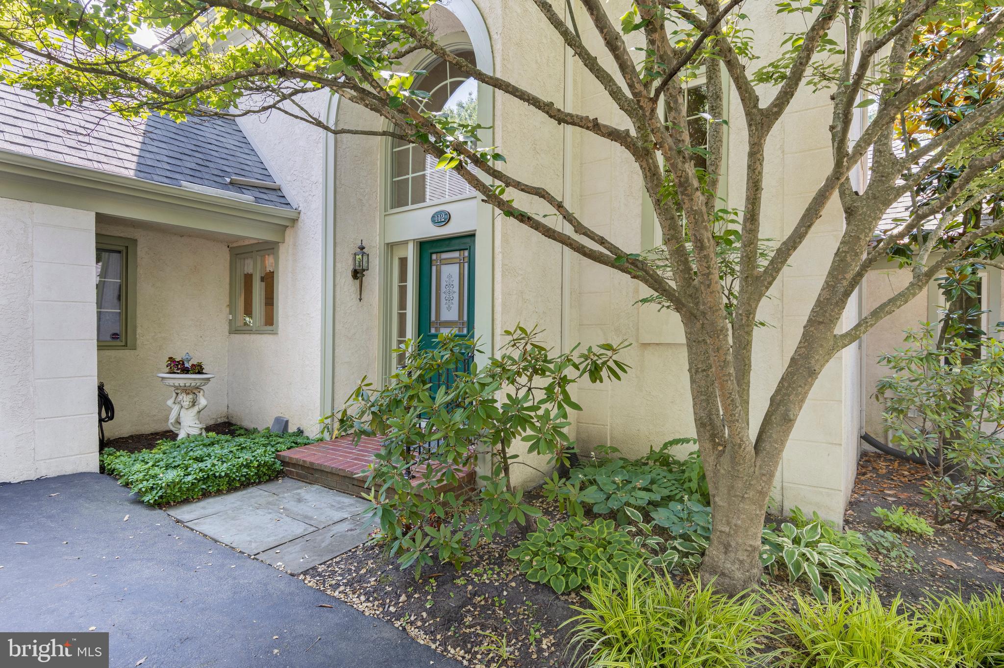 TRIANON - Residential