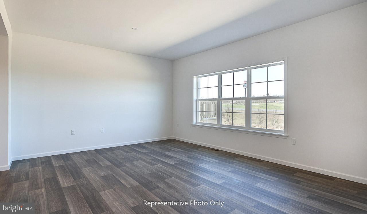 THE TOWNES AT BRIAR CREEK - Residential
