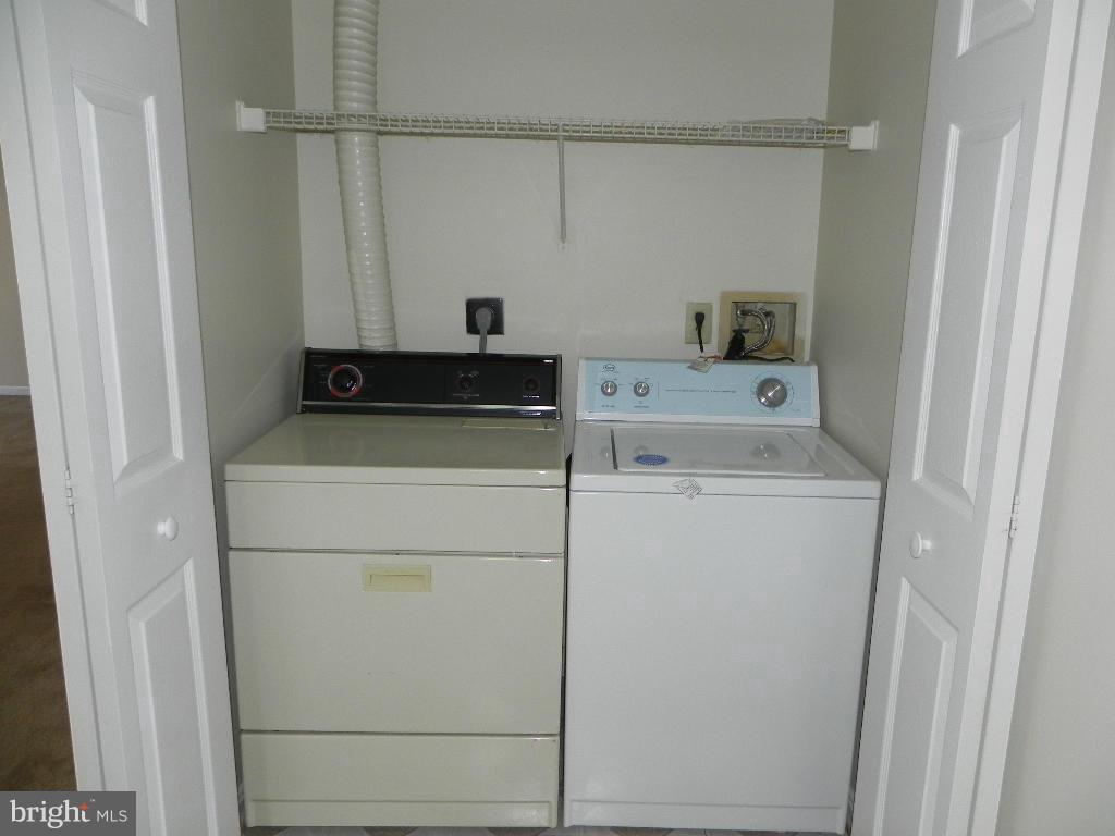 LAKE POINTE AT TOWN CENTER - Residential Lease