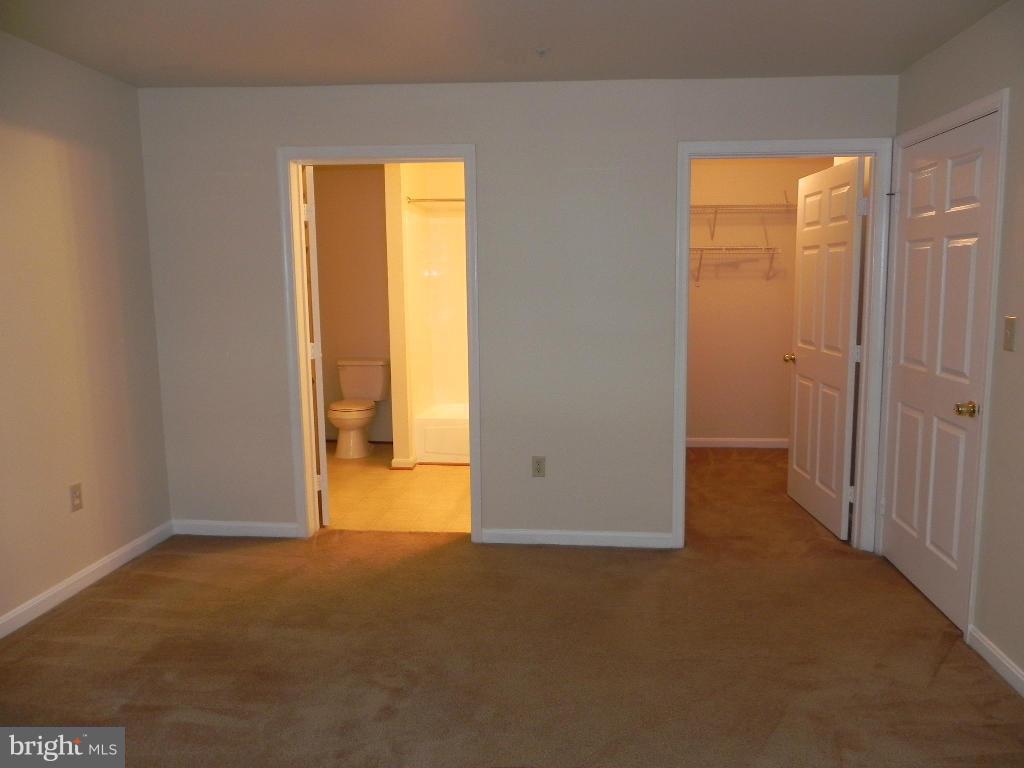 LAKE POINTE AT TOWN CENTER - Residential Lease