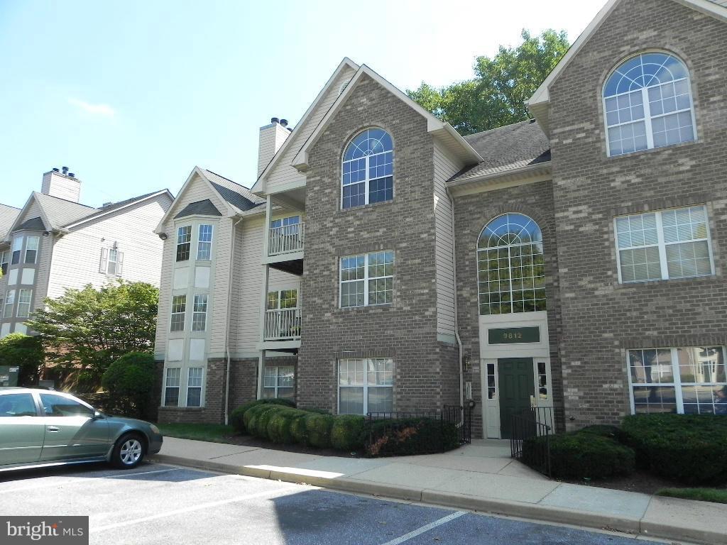 LAKE POINTE AT TOWN CENTER - Residential Lease