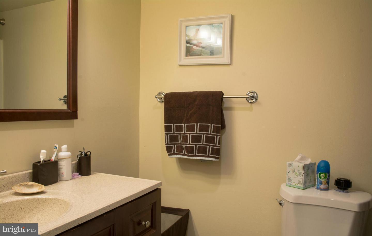 NORTH PORT CONDO - Residential Lease