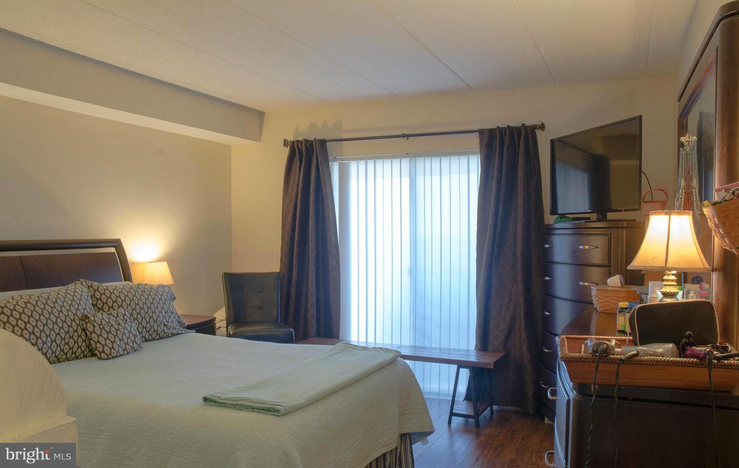 NORTH PORT CONDO - Residential Lease