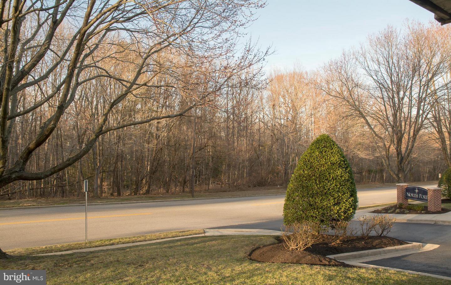 NORTH PORT CONDO - Residential Lease