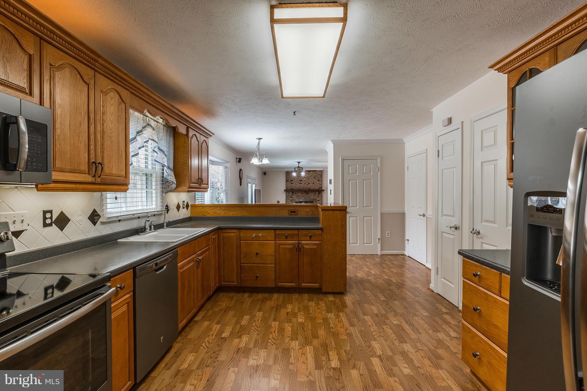 OAK GROVE ESTATES - Residential