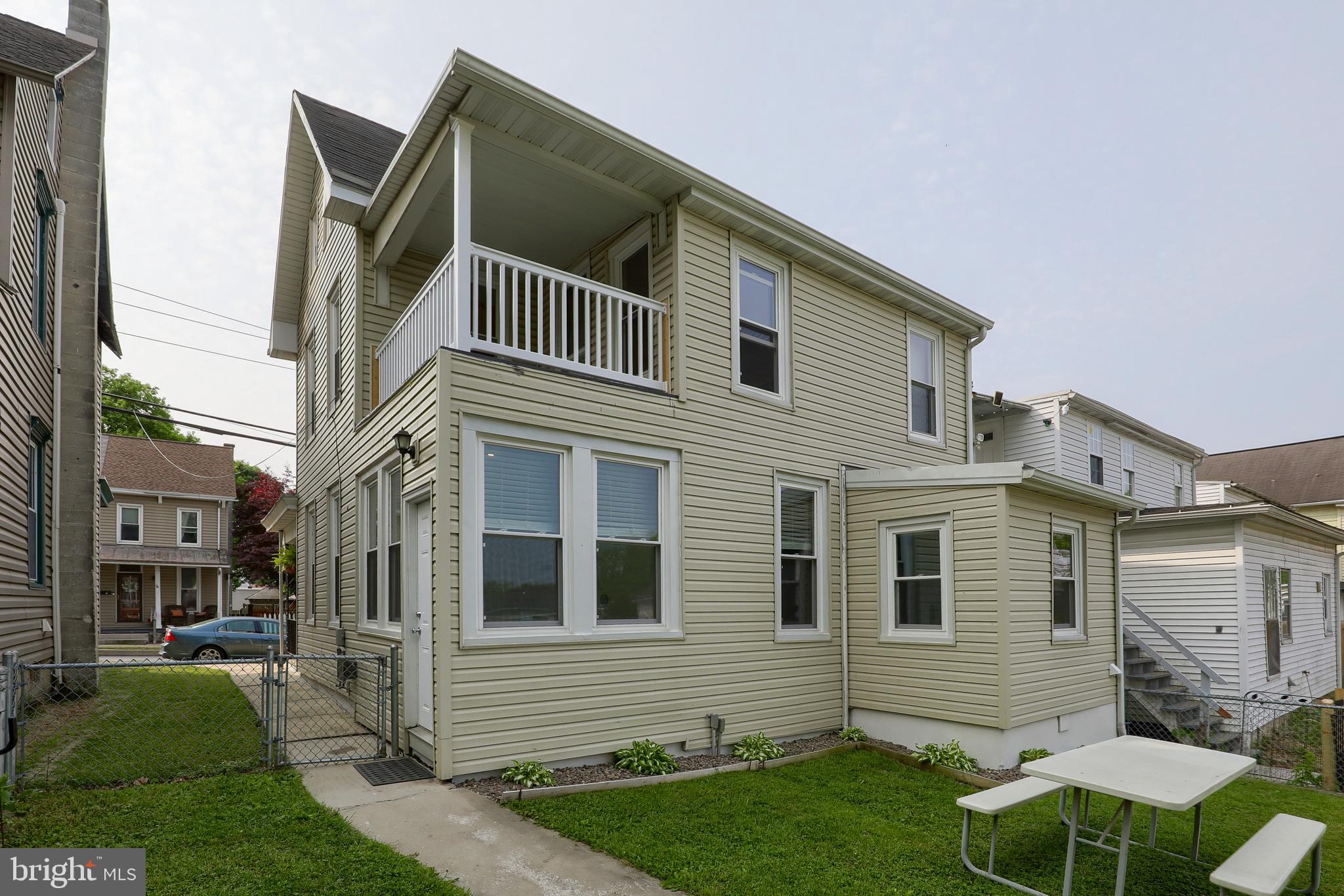 DENVER BOROUGH - Residential