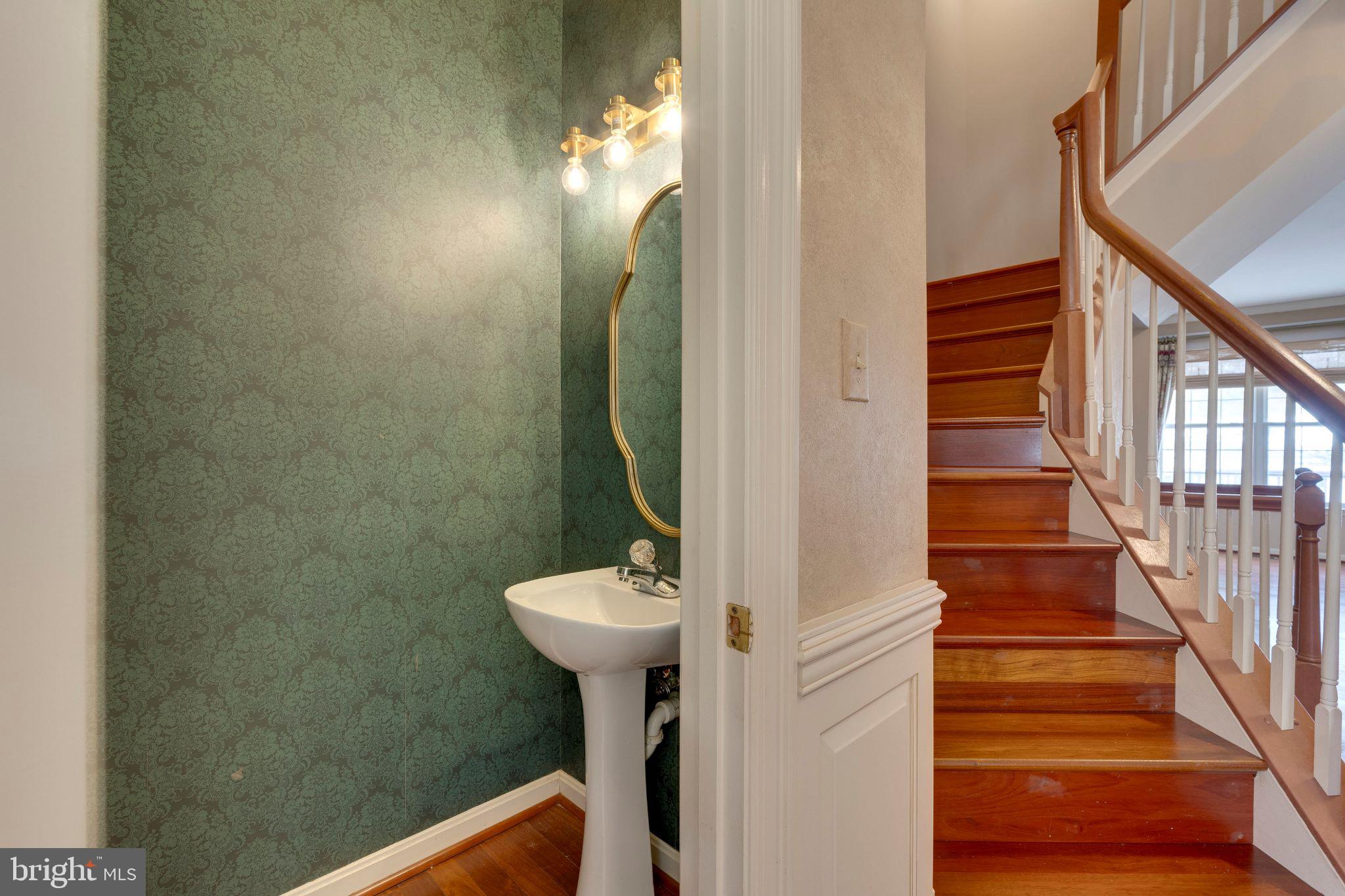 CLARKS CROSSING - Residential Lease