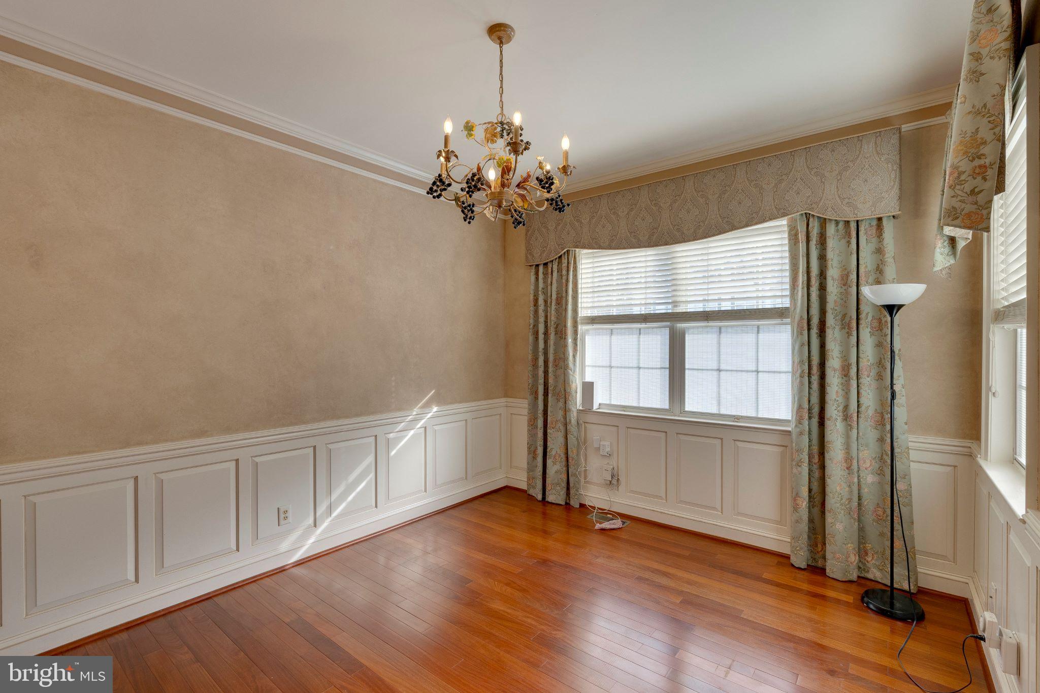 CLARKS CROSSING - Residential Lease