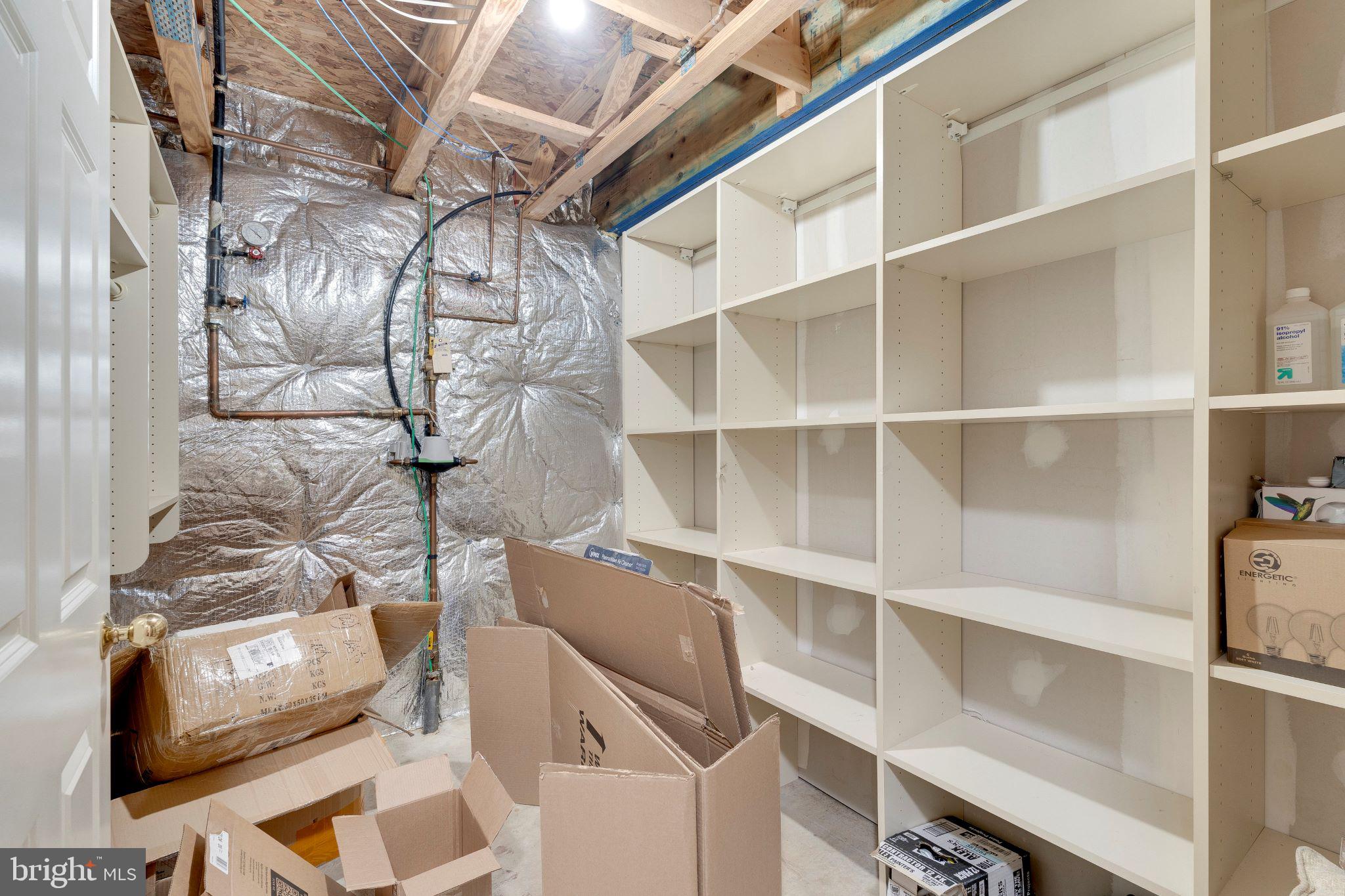 CLARKS CROSSING - Residential Lease