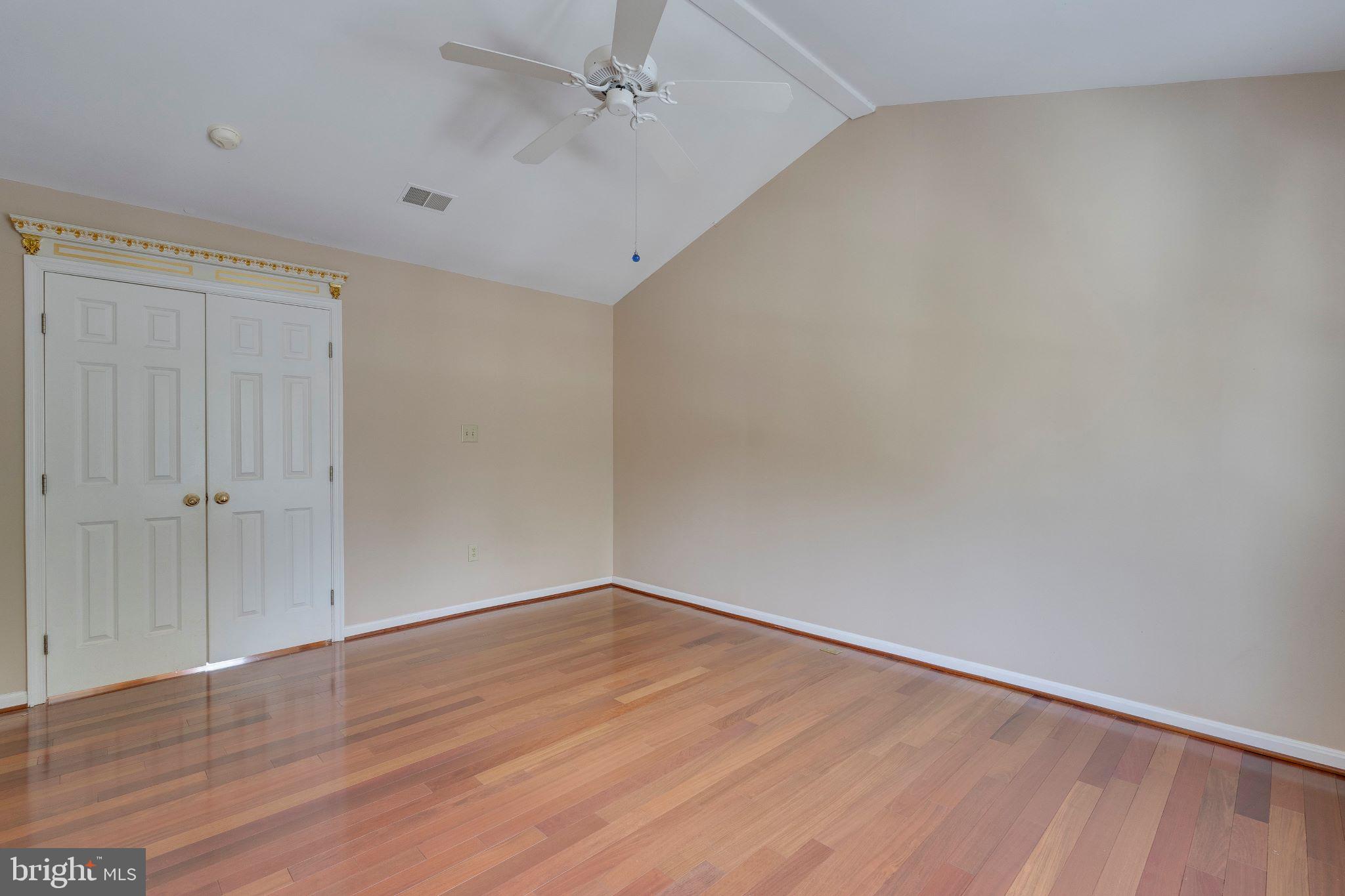 CLARKS CROSSING - Residential Lease