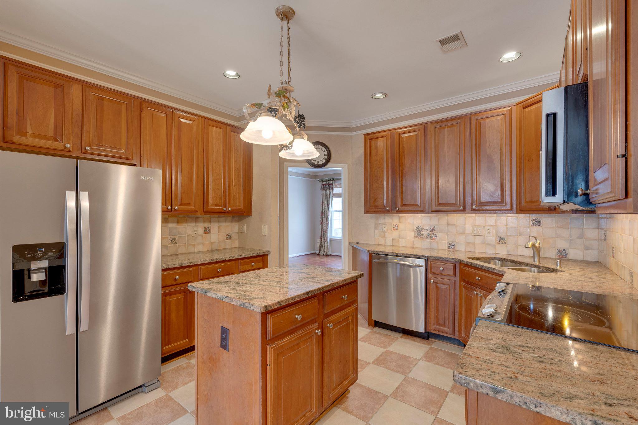 CLARKS CROSSING - Residential Lease