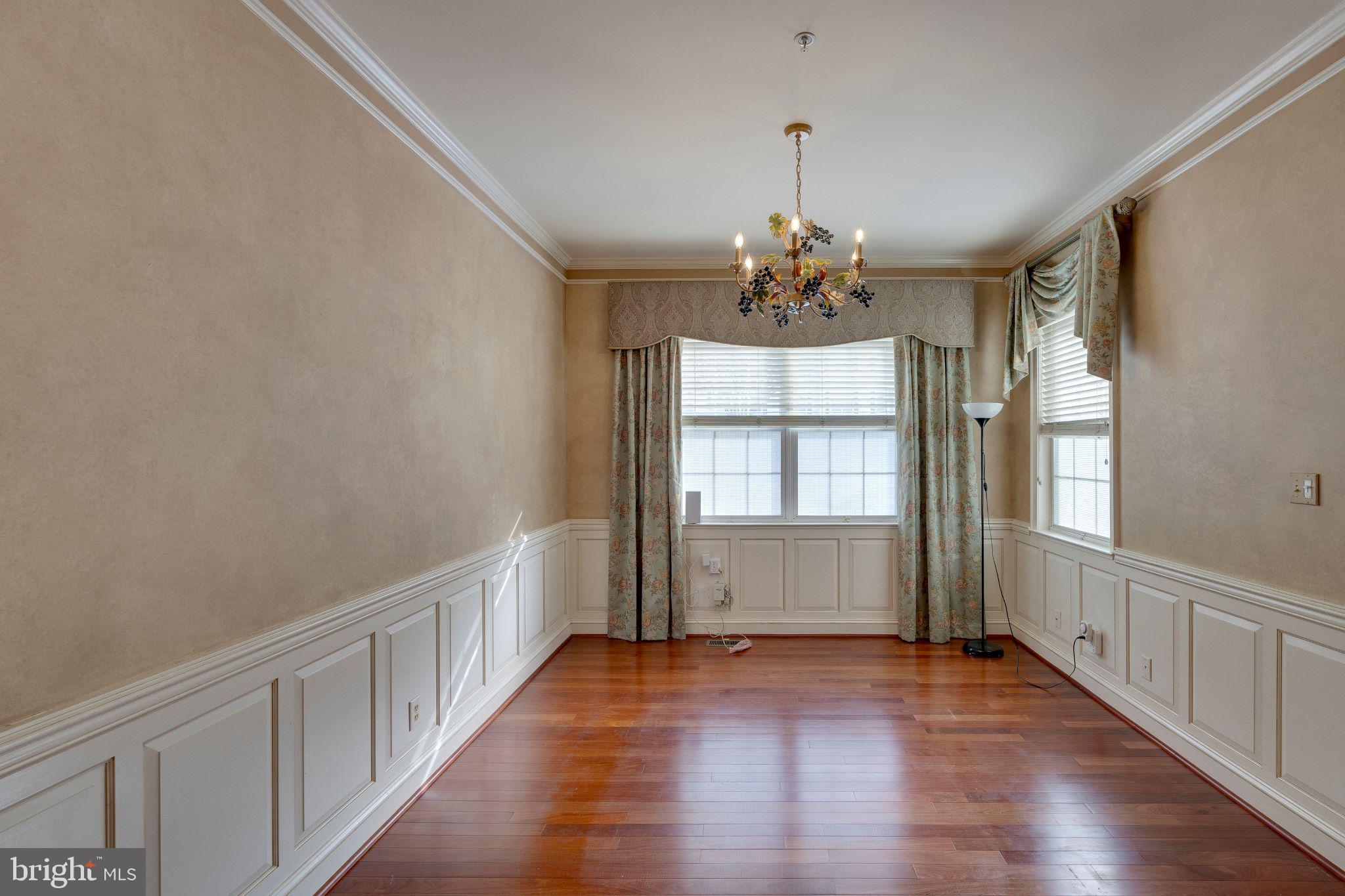 CLARKS CROSSING - Residential Lease