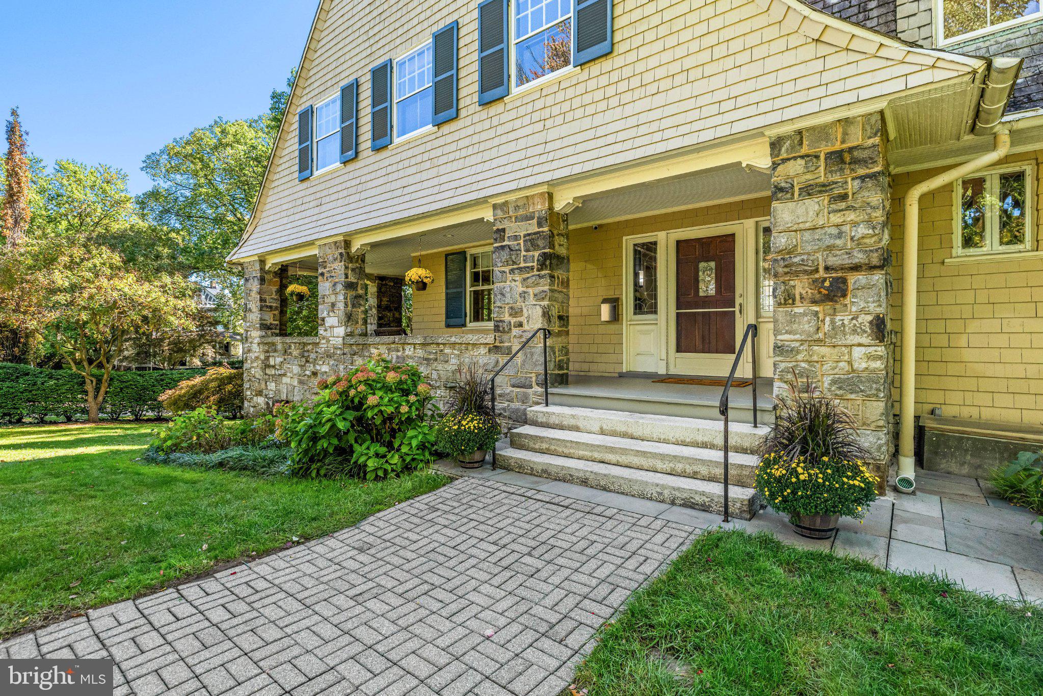 312 OAKDALE ROAD
