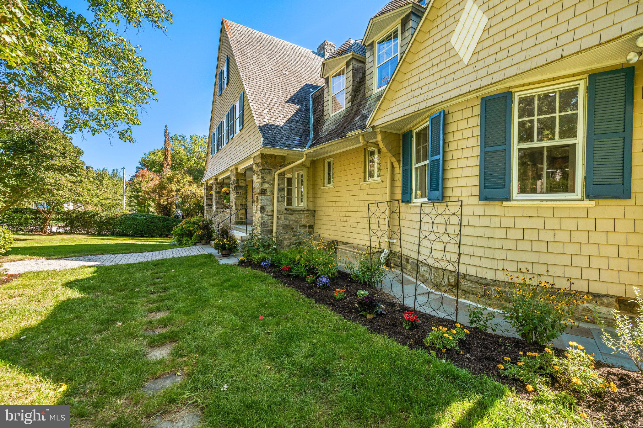 312 OAKDALE ROAD