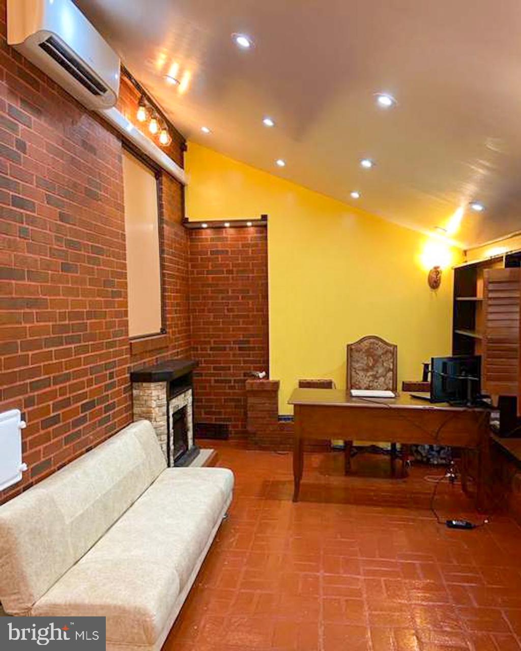 DUNDALK HIGHLANDS - Residential