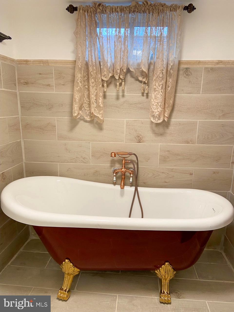 DUNDALK HIGHLANDS - Residential