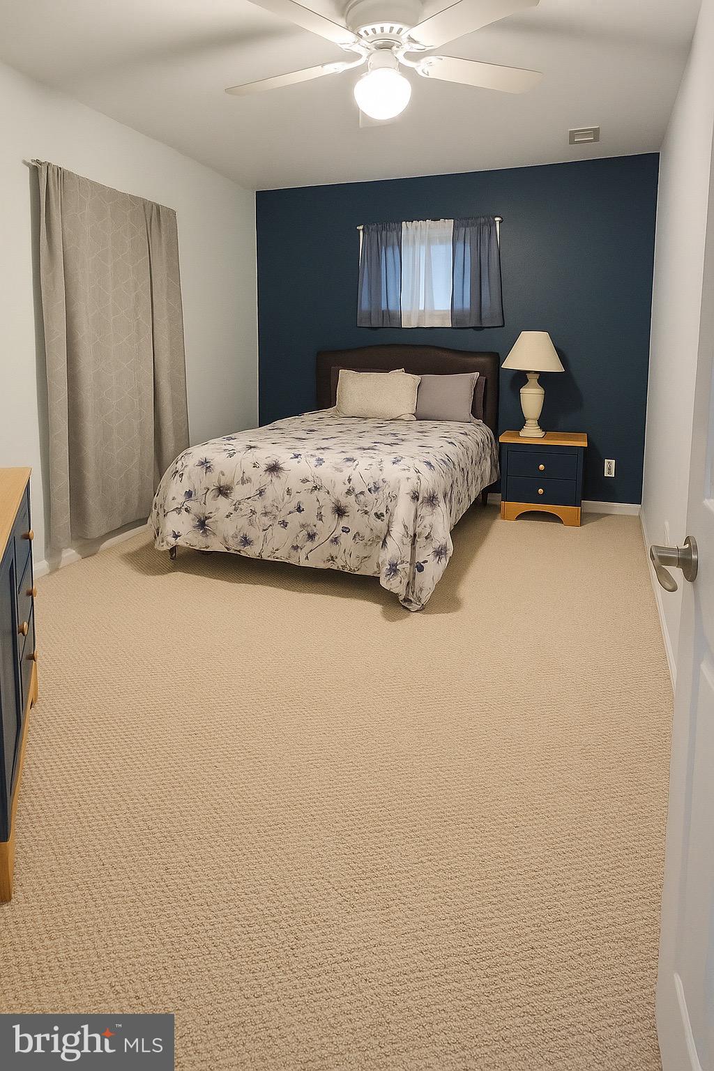 LAKE OF THE WOODS - Residential Lease