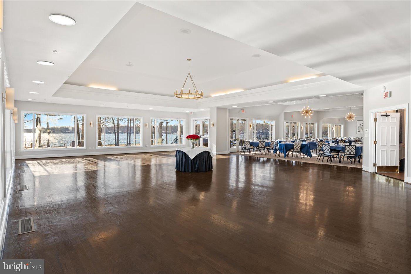 LAKE OF THE WOODS - Residential Lease