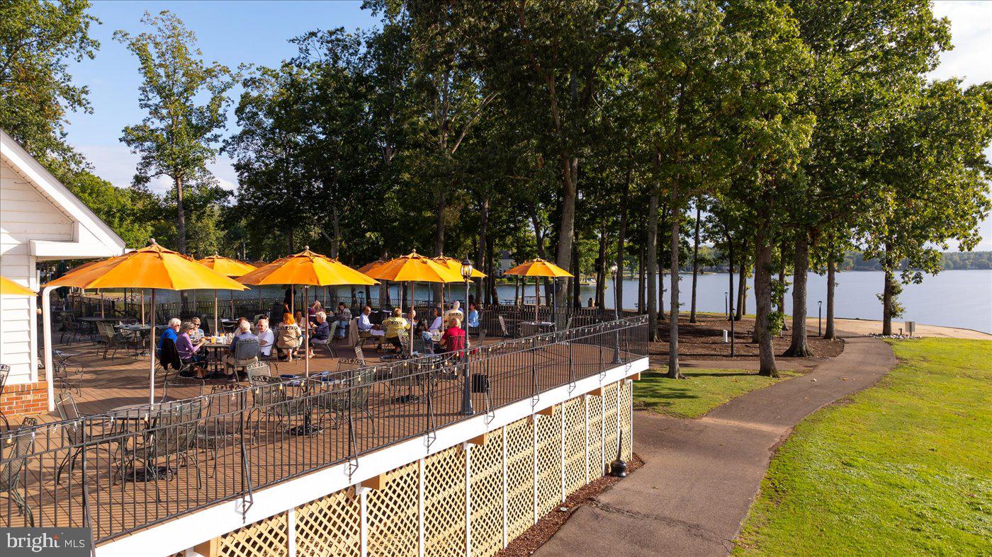 LAKE OF THE WOODS - Residential Lease