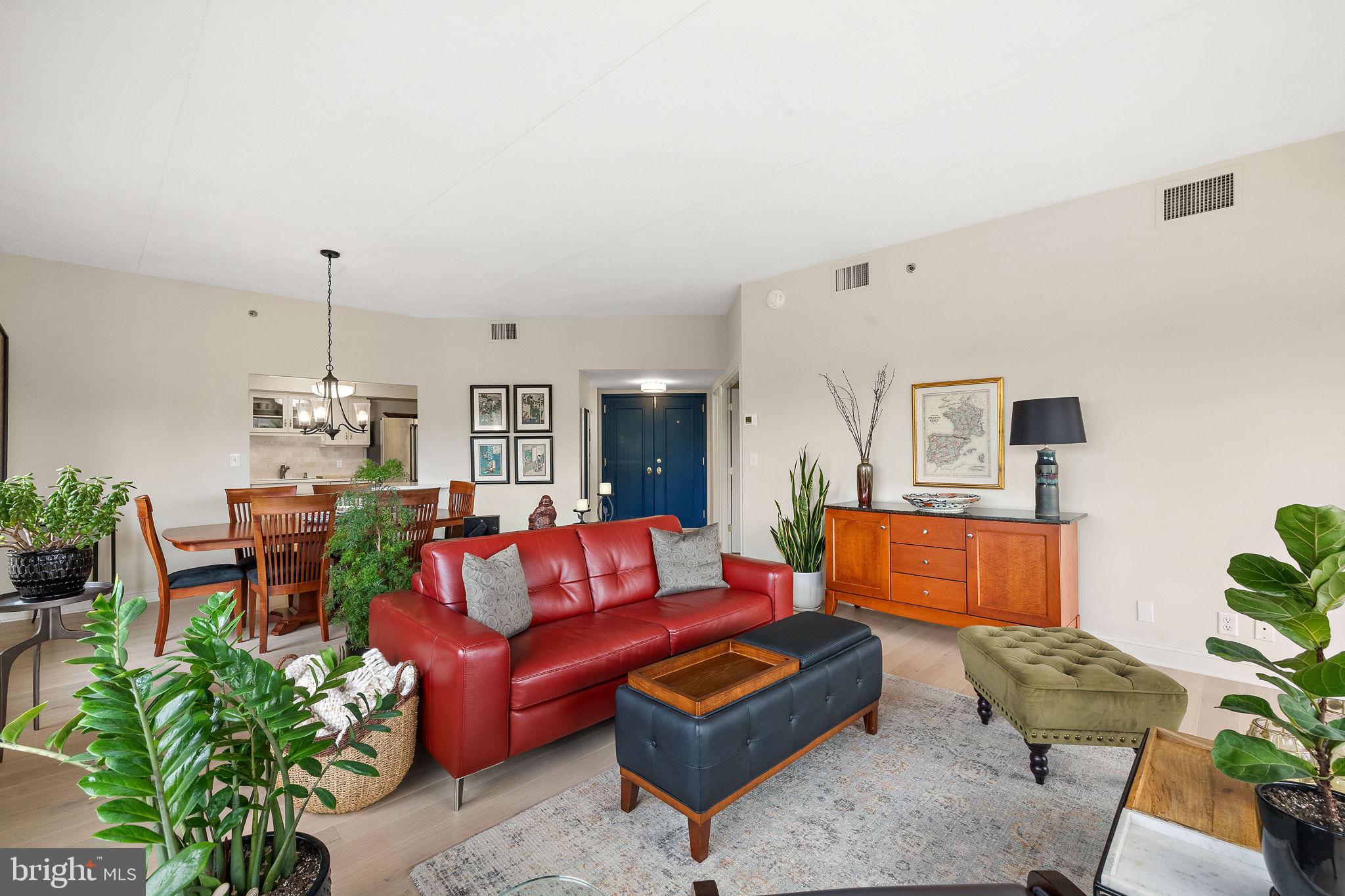 1100 LOVERING AVENUE 514