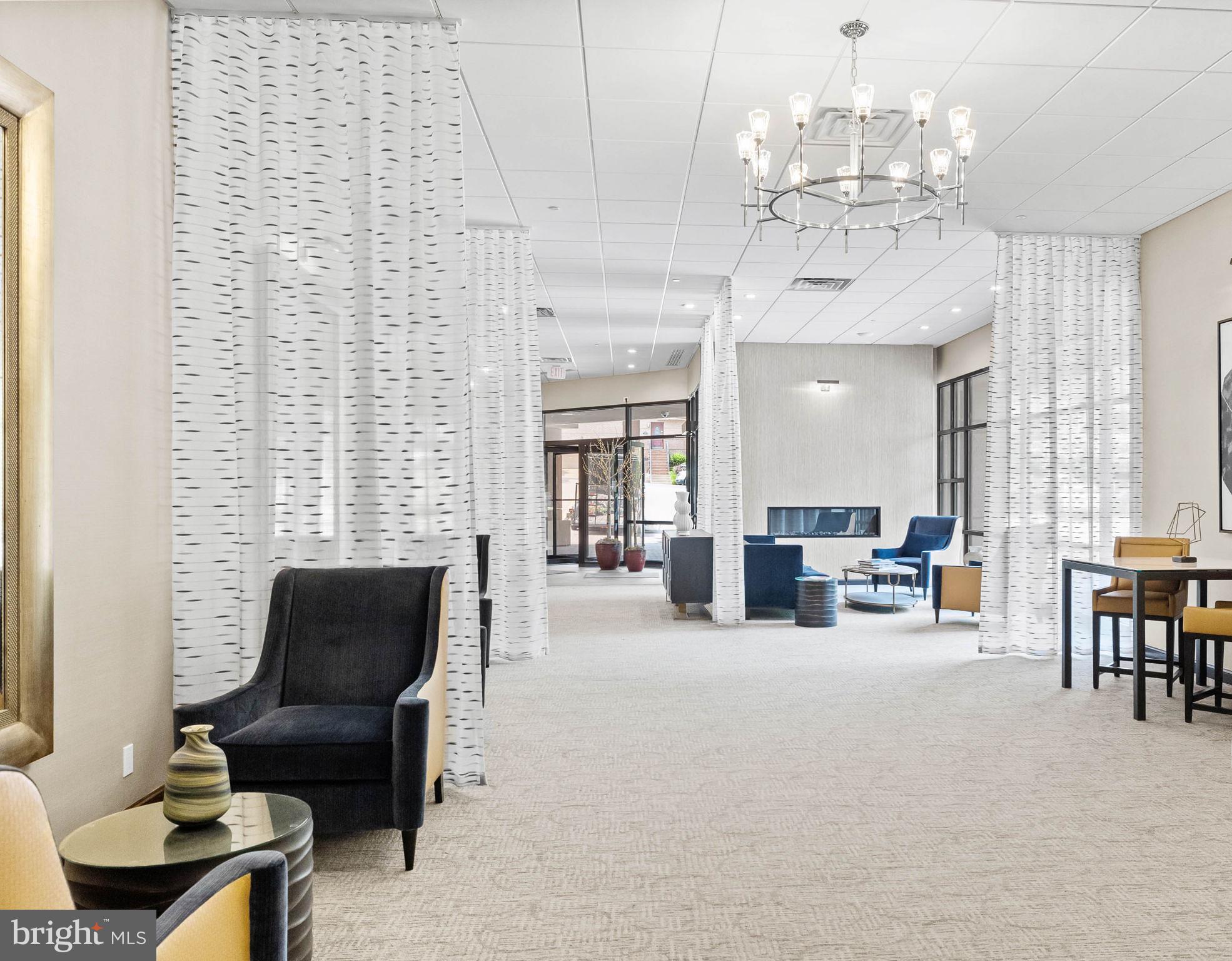 PARK PLAZA - Residential