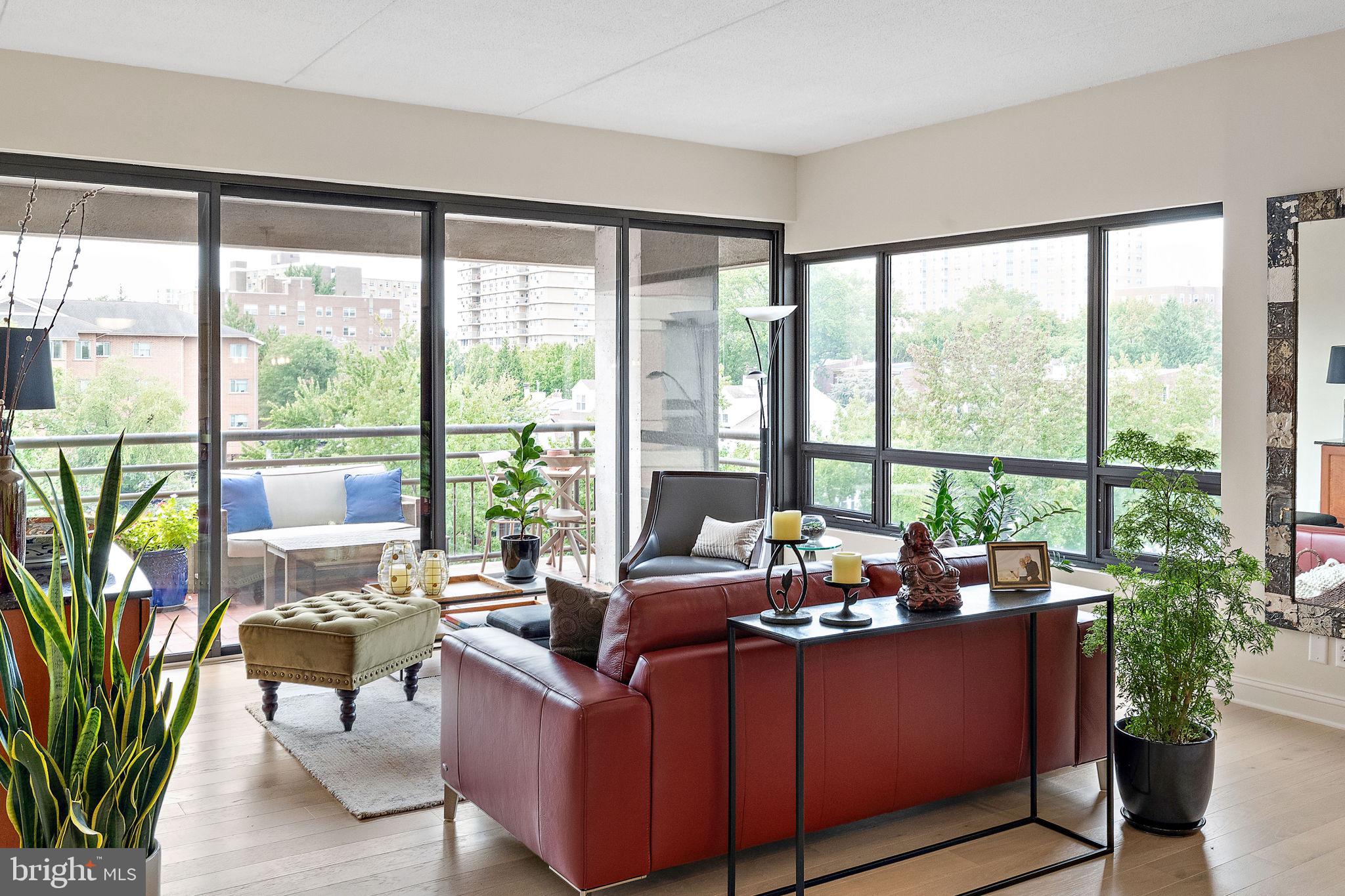 PARK PLAZA - Residential