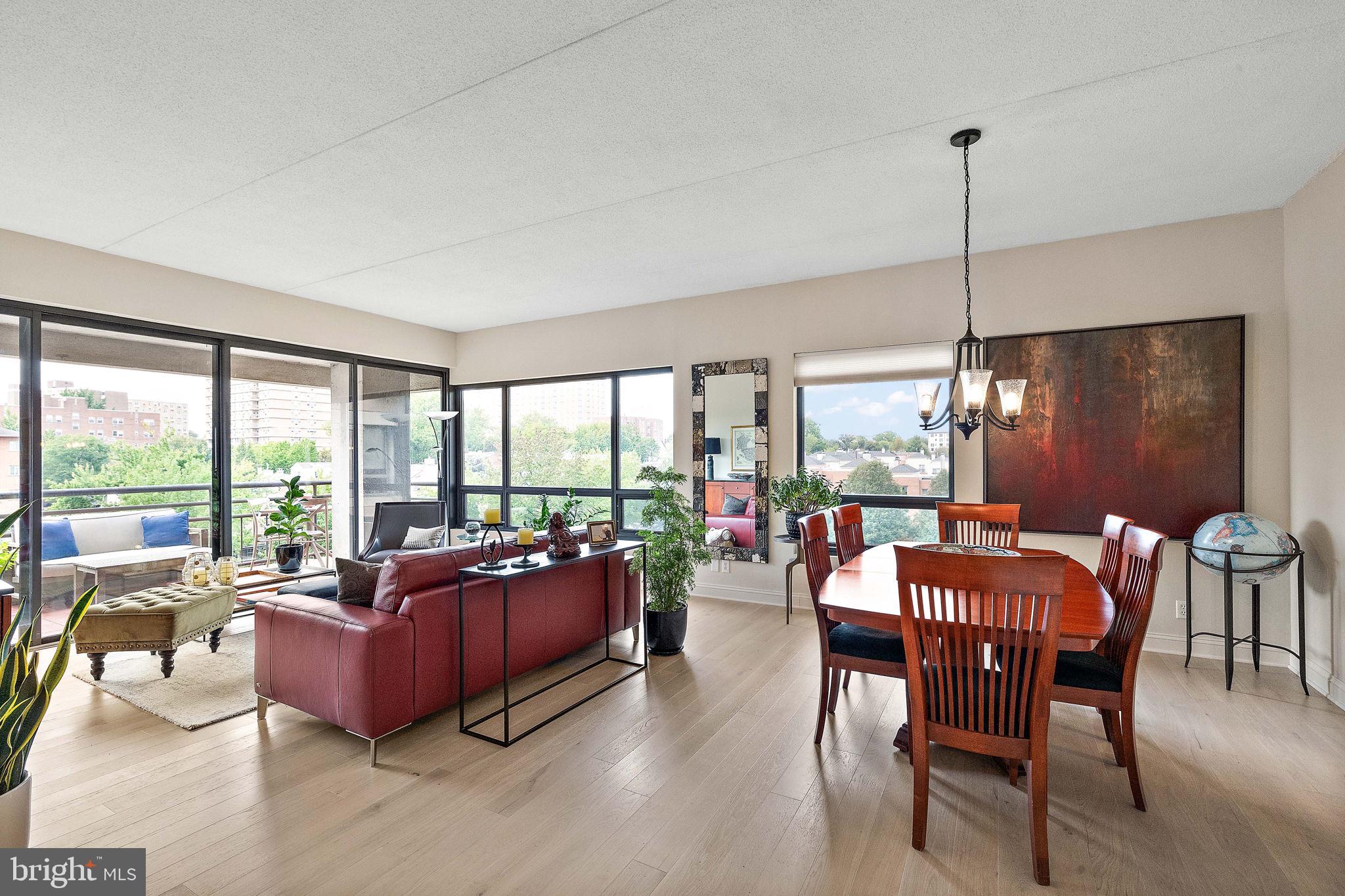 PARK PLAZA - Residential