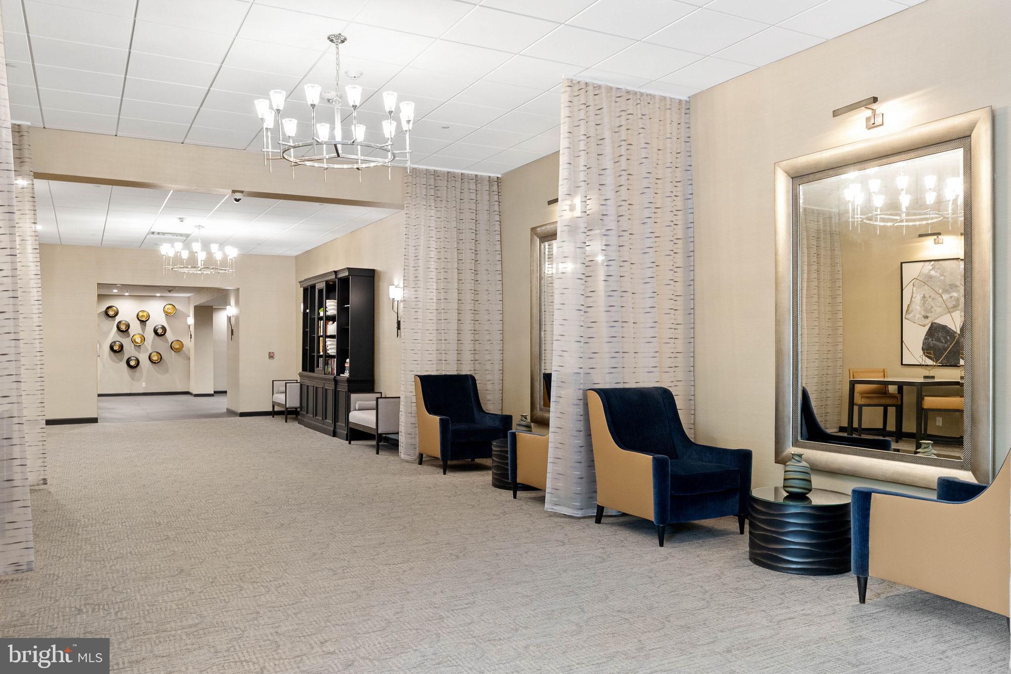 PARK PLAZA - Residential