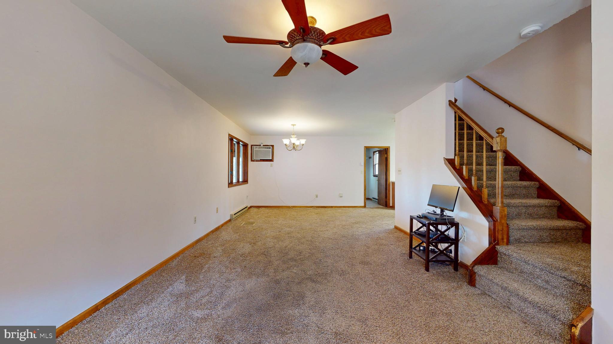 2345 W ROCK ROAD