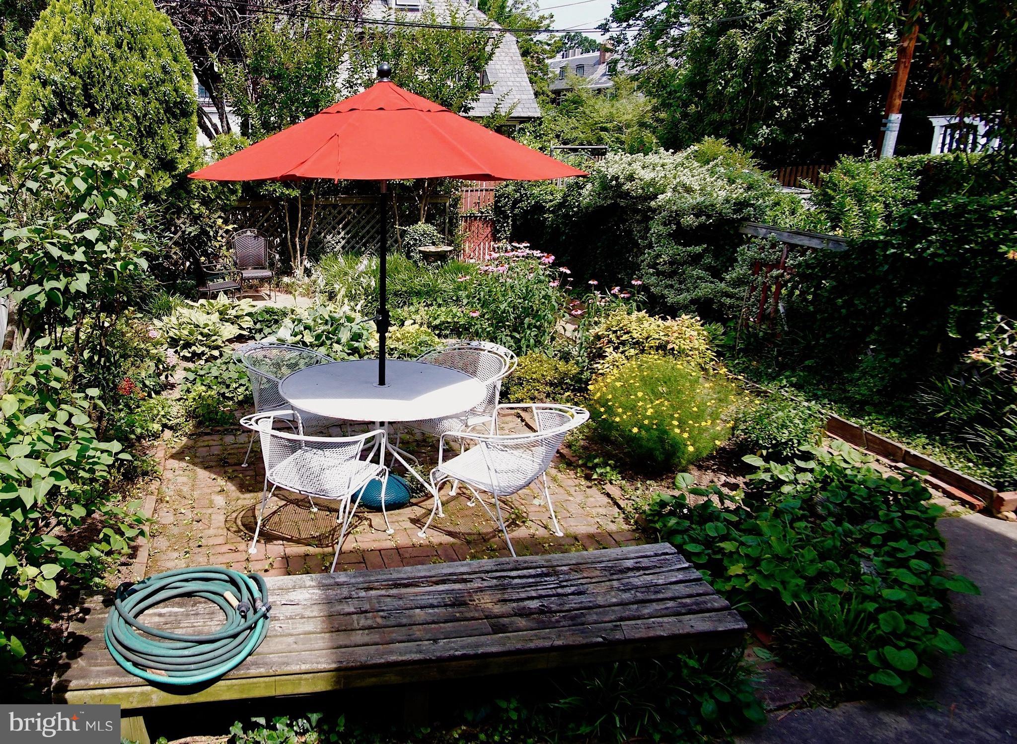 OAKENSHAWE - Residential