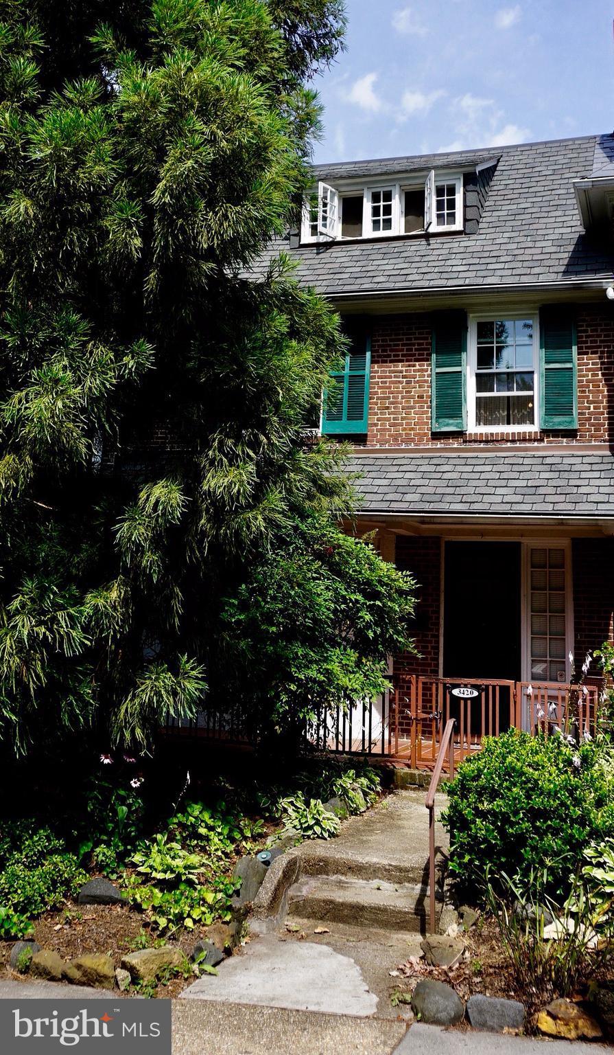 OAKENSHAWE - Residential