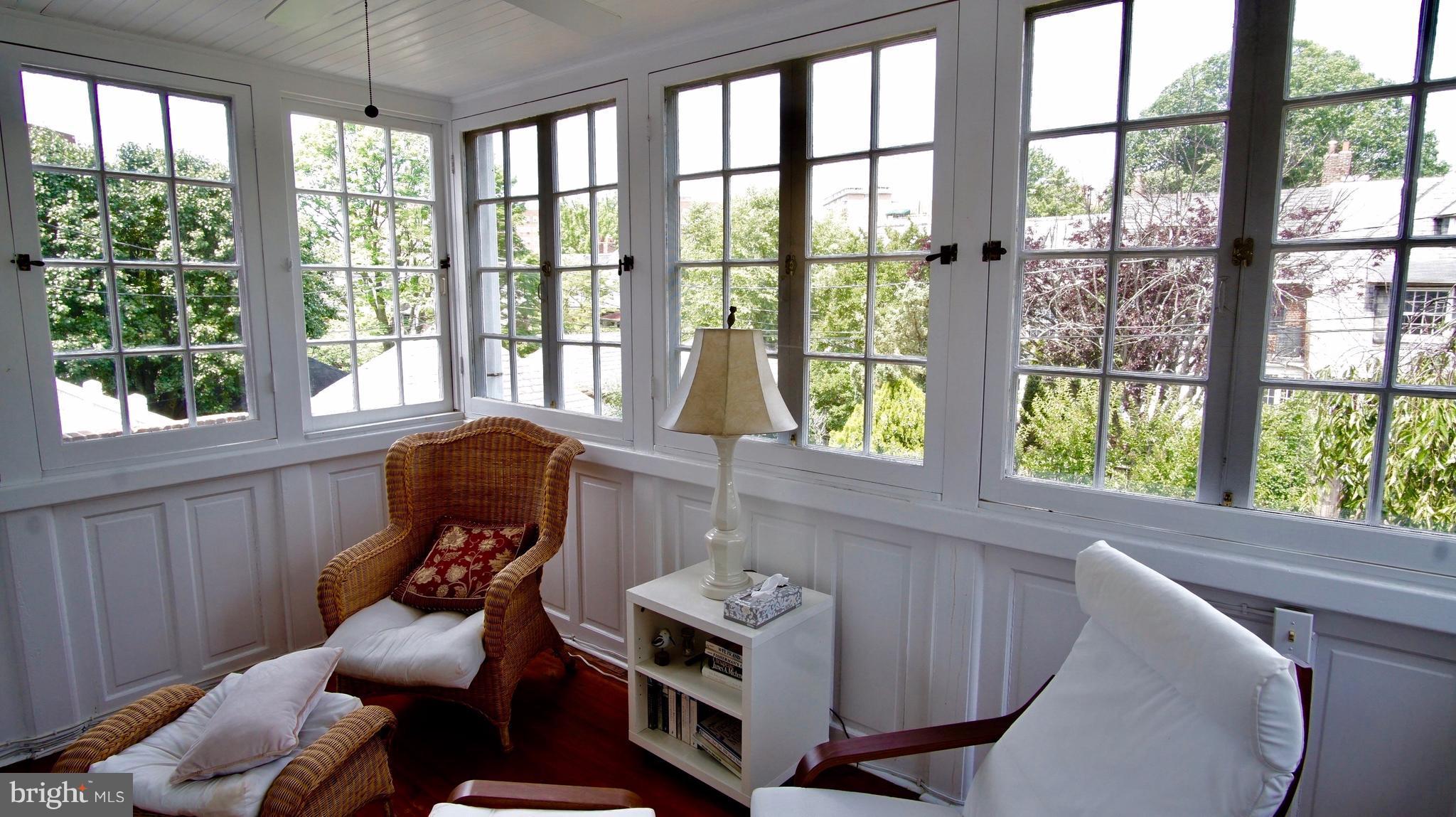 OAKENSHAWE - Residential