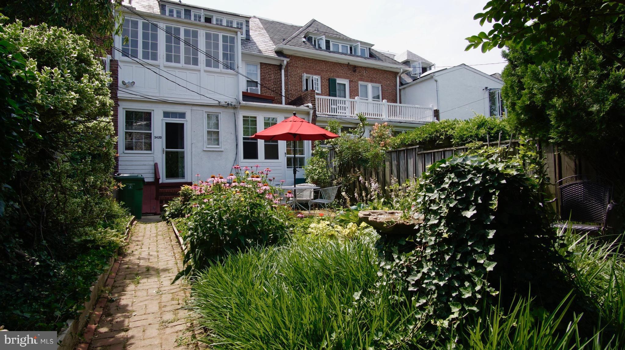 OAKENSHAWE - Residential