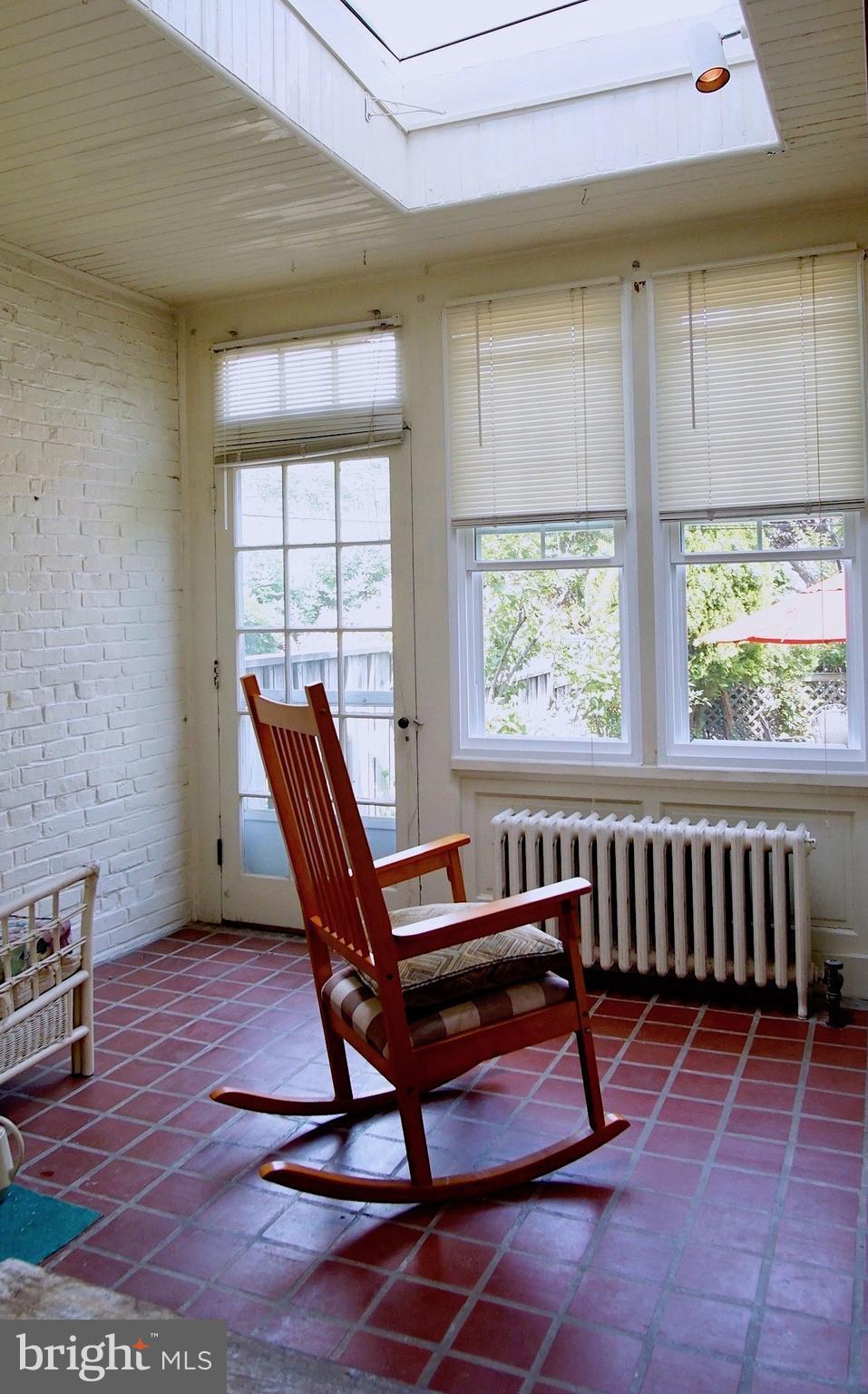 OAKENSHAWE - Residential