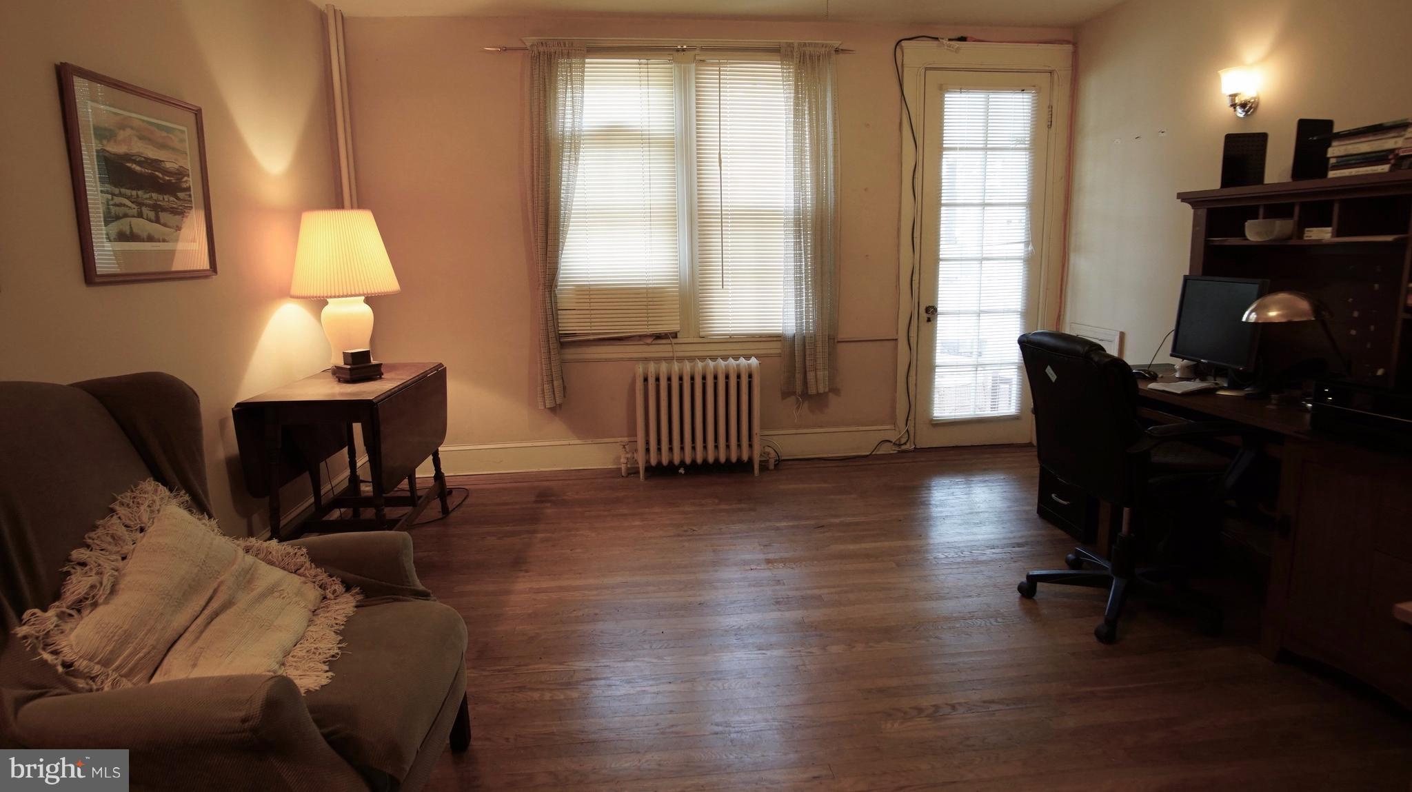 OAKENSHAWE - Residential