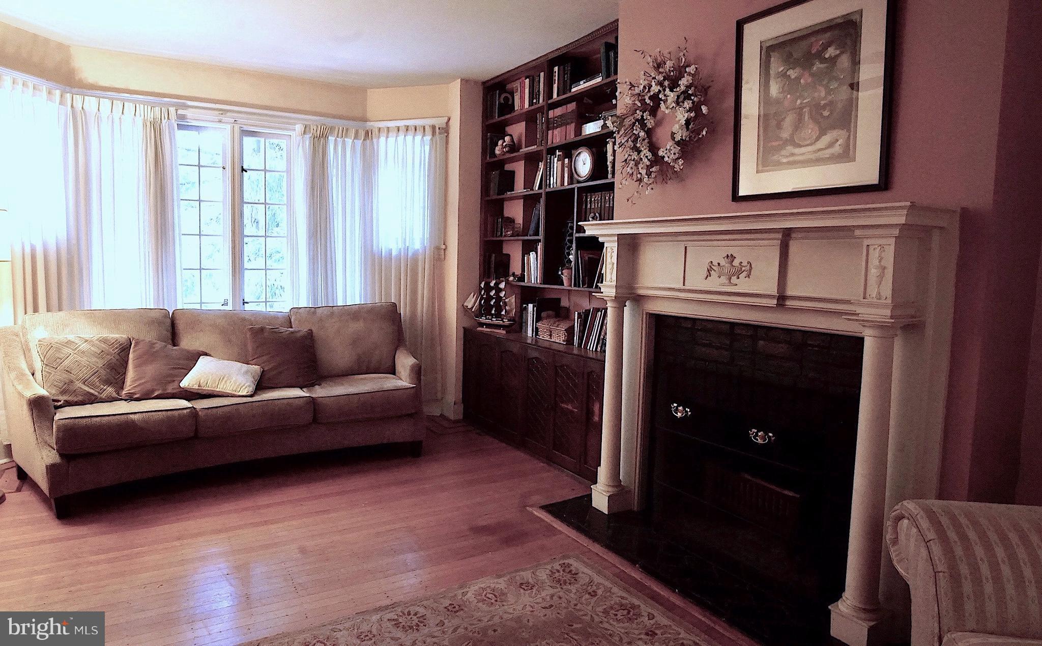 OAKENSHAWE - Residential