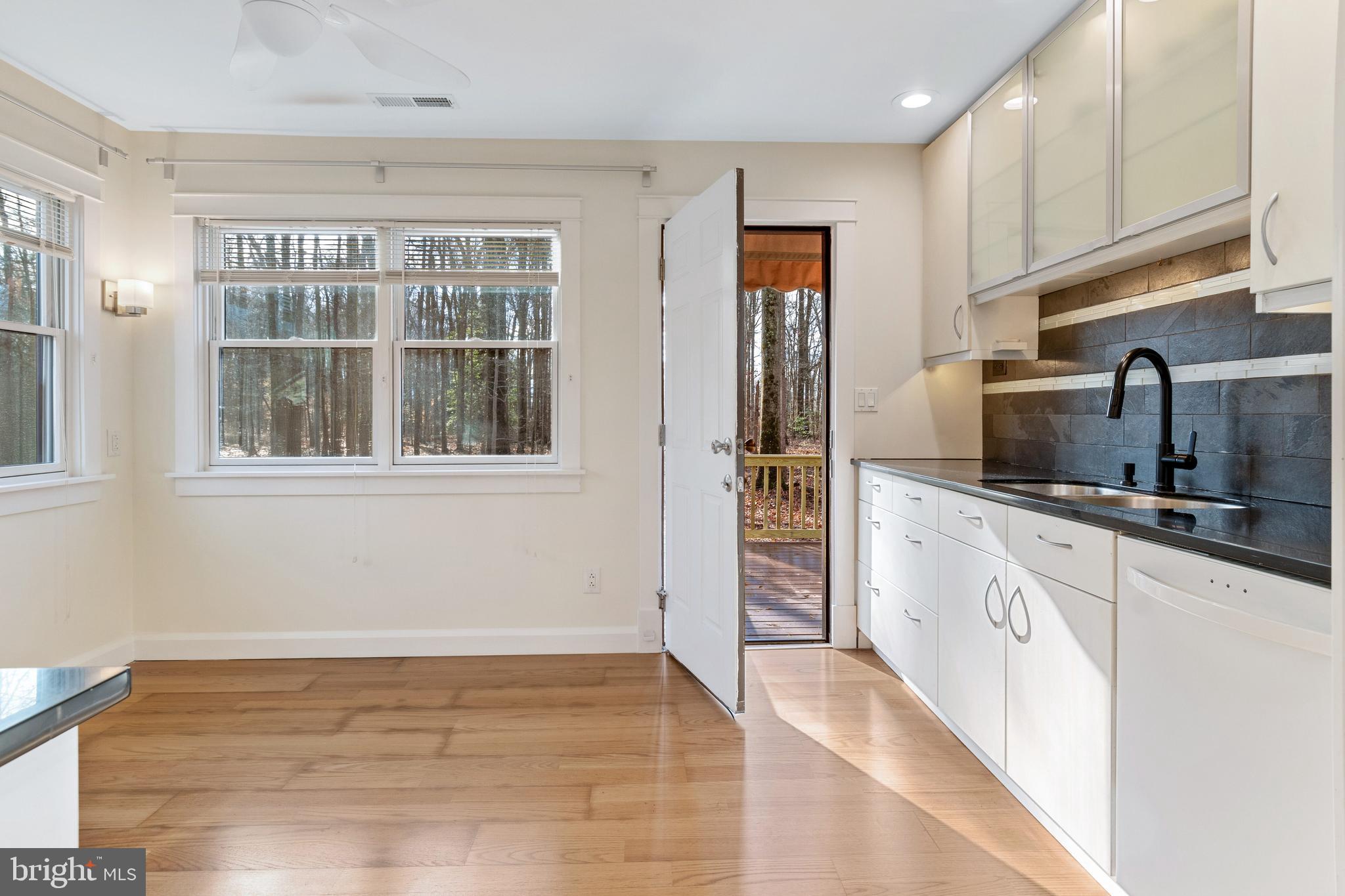 CHESAPEAKE LANDING - Residential