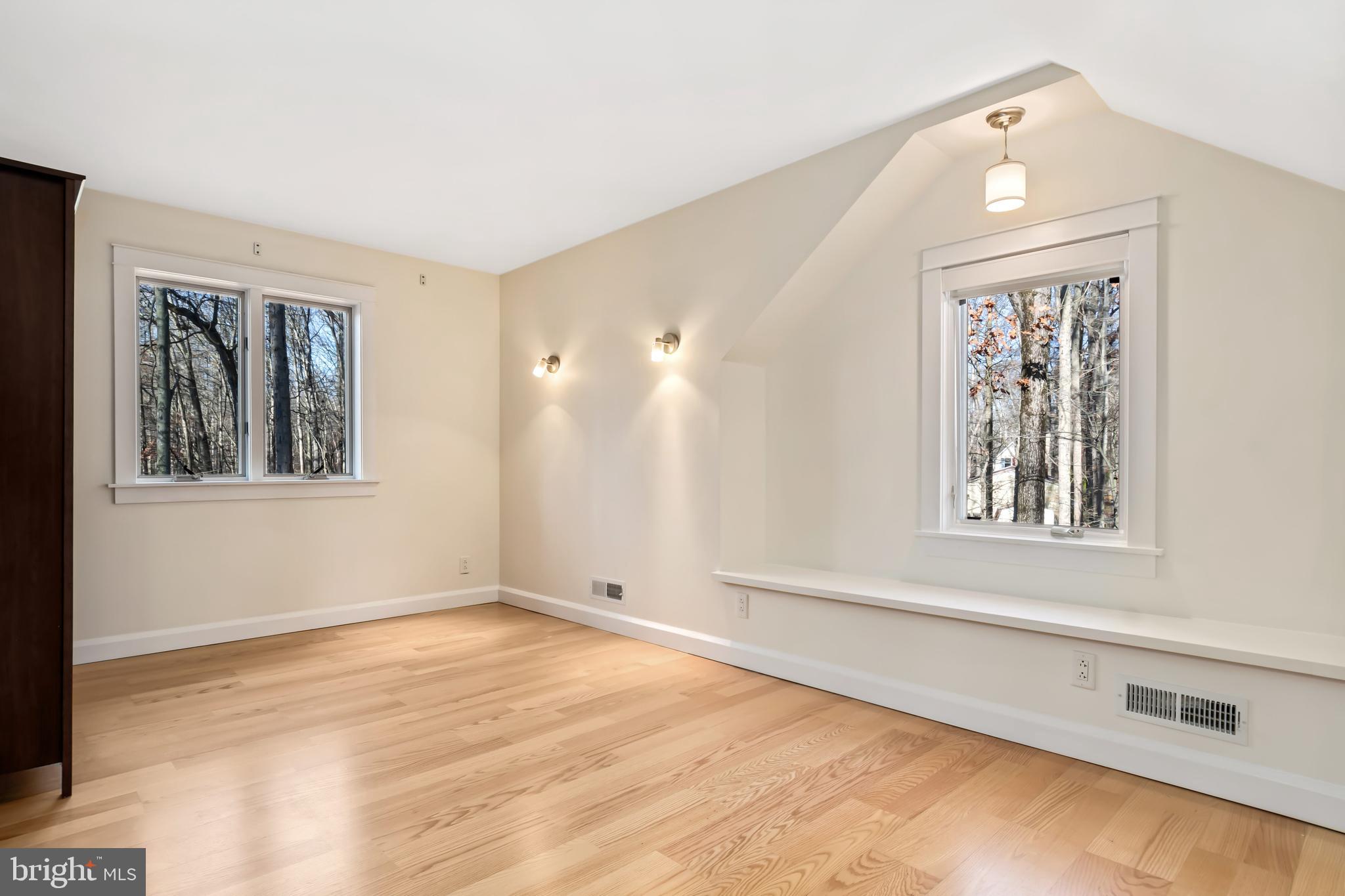 CHESAPEAKE LANDING - Residential